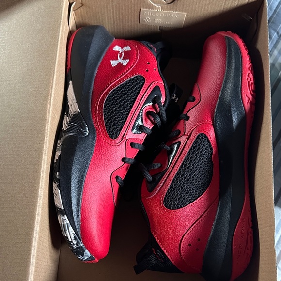 Under Armour Red and Black Sneakers - Picture 4 of 4